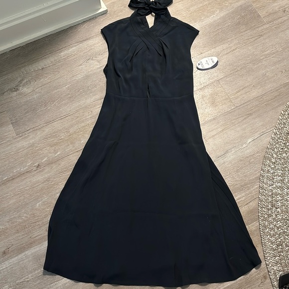 Scoop NYC Dresses & Skirts - Beautiful blue dress with intricate detailing. New with tags.